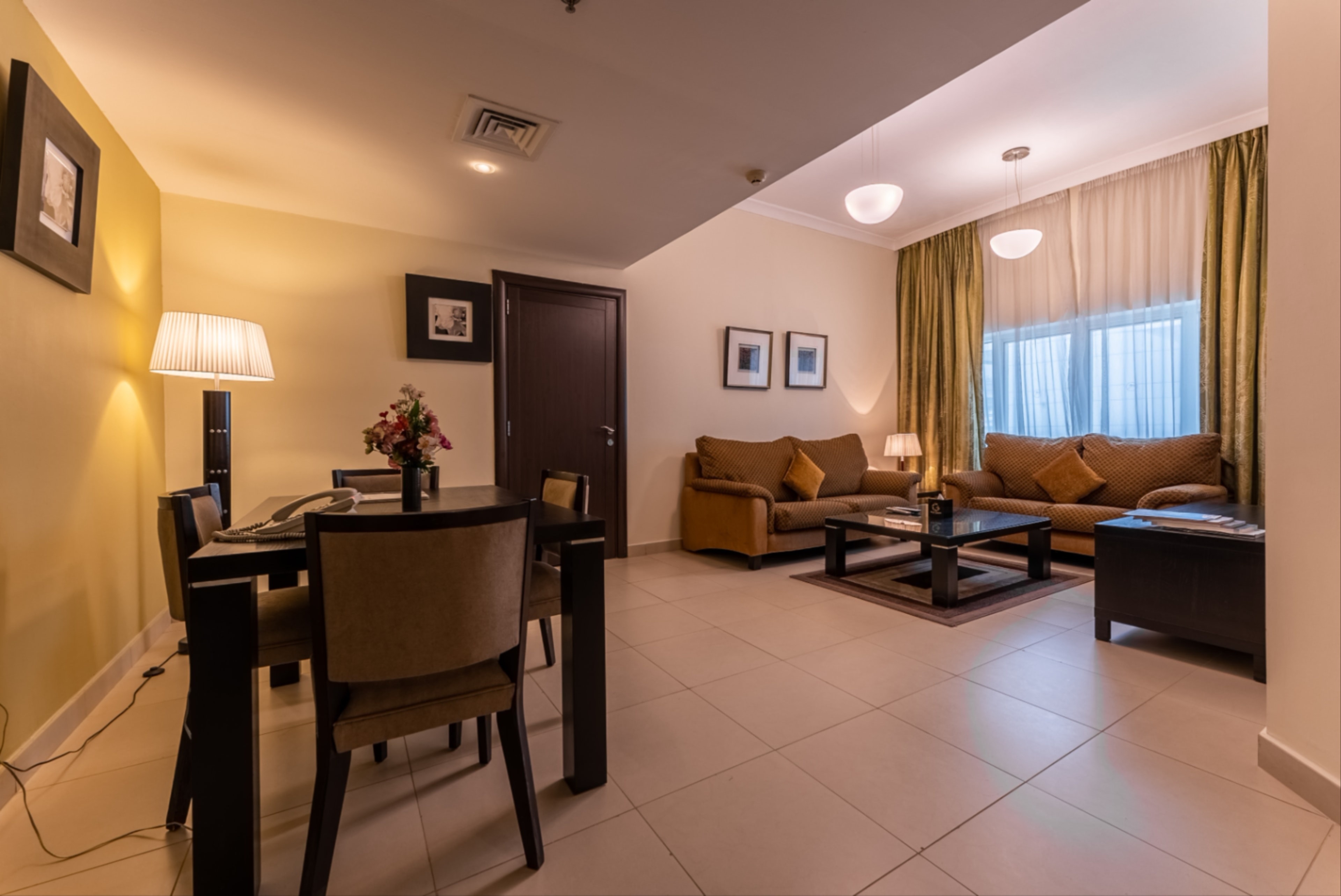 Superior One-Bedroom Apartment